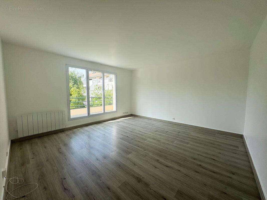 Appartement à RUEIL-MALMAISON