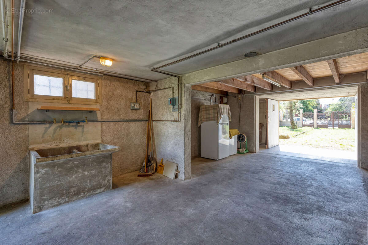 Maison à LE PONT-DE-CLAIX