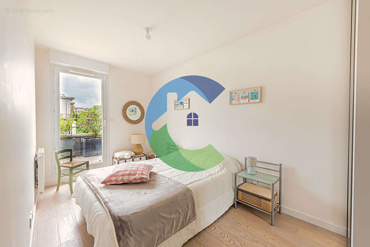 Appartement à EPINAY-SUR-ORGE