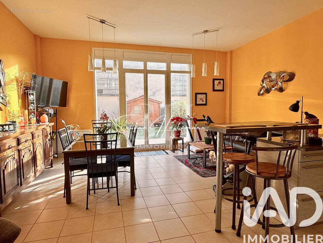 Photo 1 - Appartement à CHAMPAGNE-SUR-SEINE