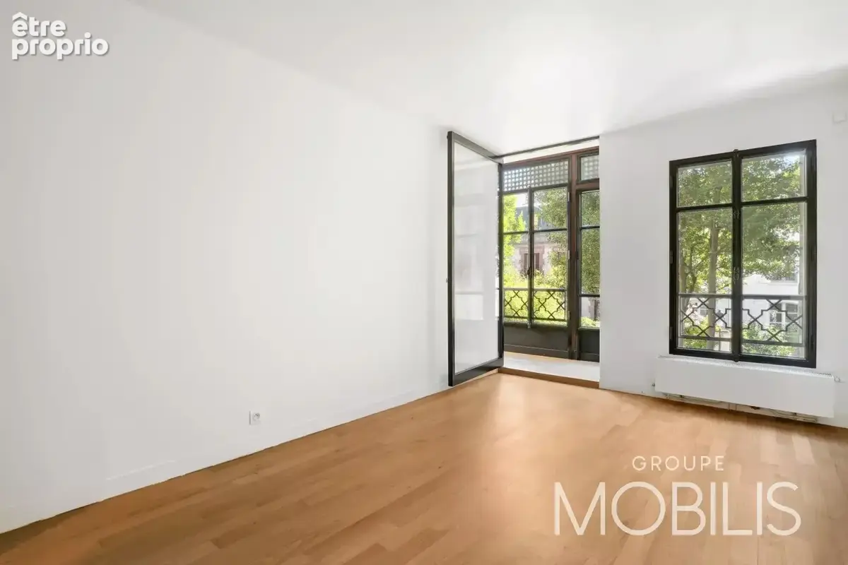 Exclusivité - levallois-perret proche paris 17 - villa chaptal - maison familiale rénovée 5 chambres avec jardin, terrasse, balc - photo 9