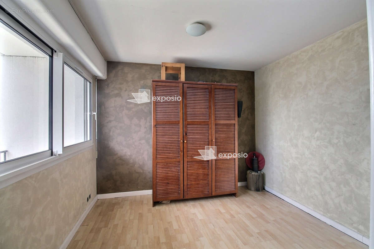 Appartement à SURESNES