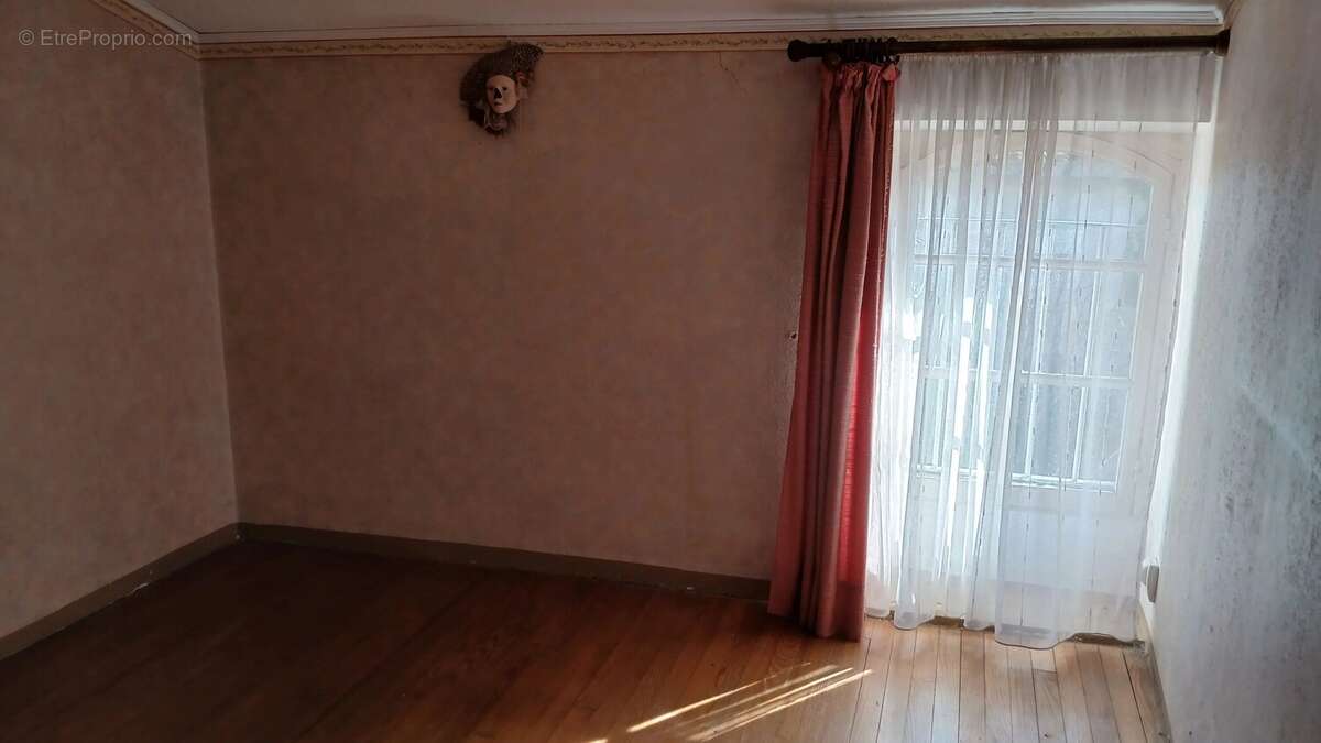 Maison à CAUNES-MINERVOIS