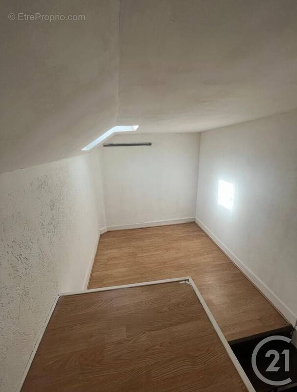 Appartement 33 m² à Dammartin-En-Goele  - photo 8