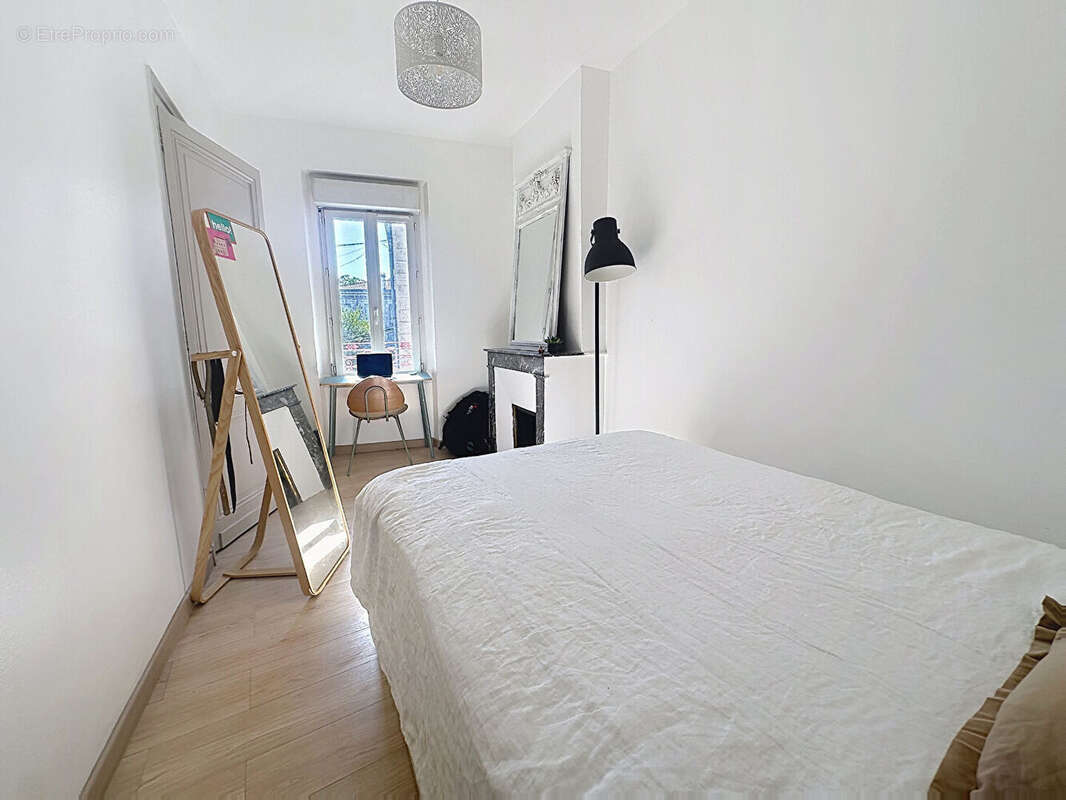 Charmante maison en pierre de 5 pièces - Bordeaux Judaïque - photo 4