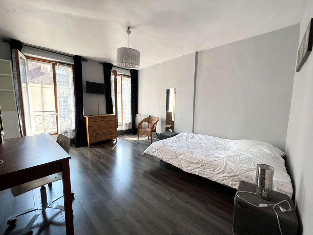 Appartement à FONTAINEBLEAU