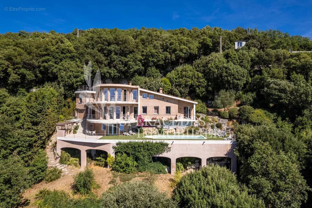 Maison à GRASSE