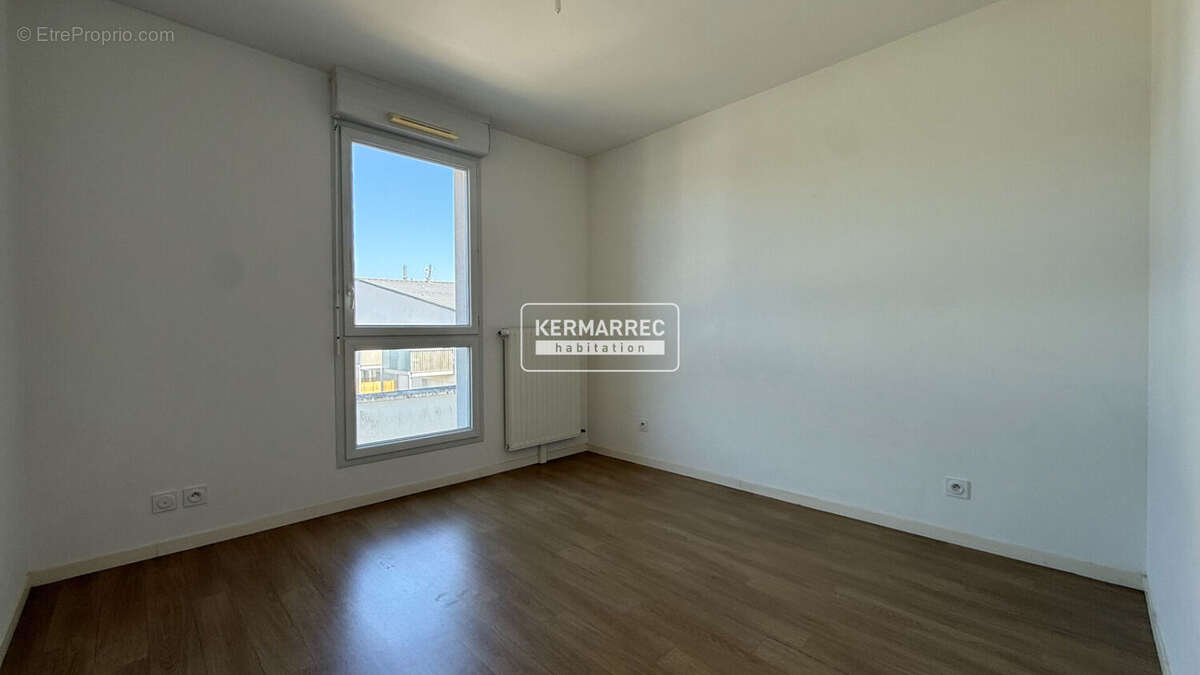 VERTOU BEAUTOUR - Appartement T4 lumineux avec terrasse et 2 parkings en sous-sol - photo 8