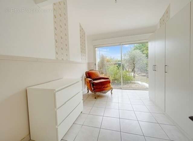 Maison à VINON-SUR-VERDON