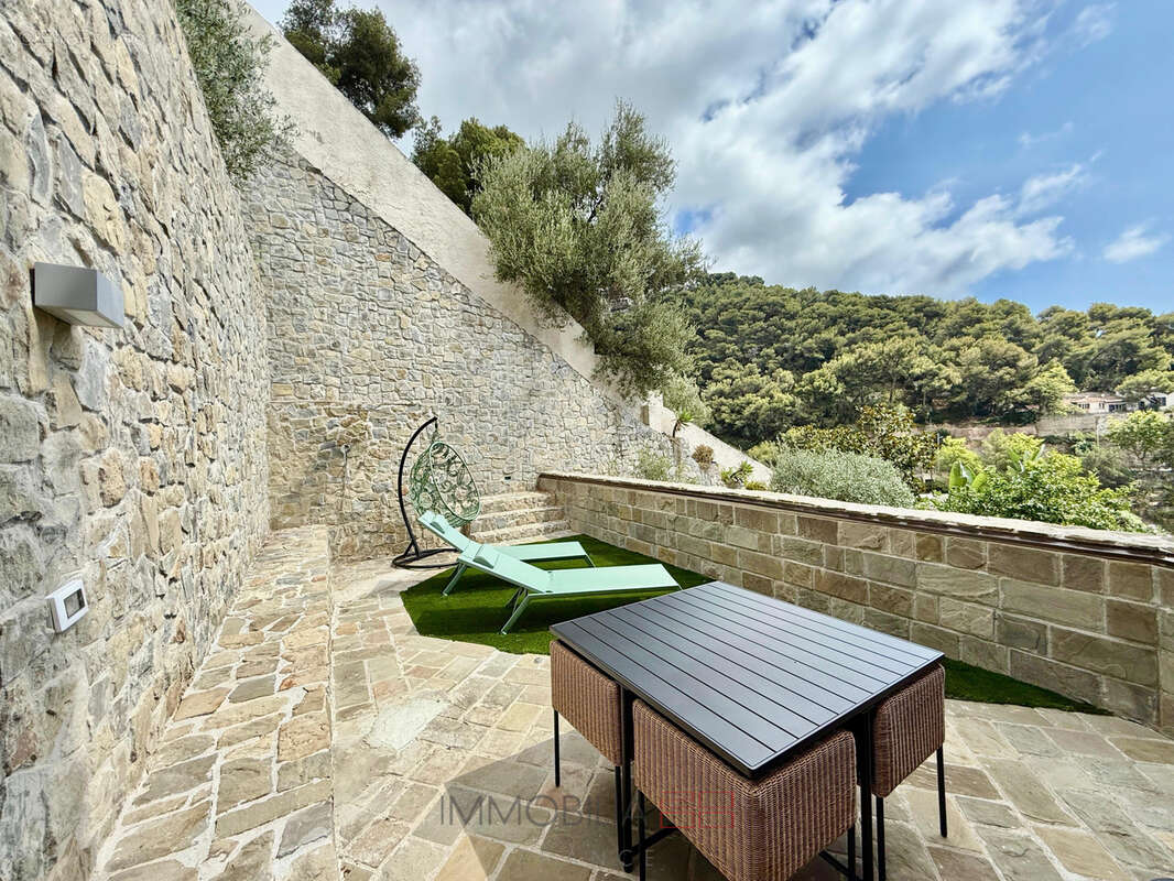 EXCLUSIVITÉ   Charmant Studio avec Jardin Privatif et Parking - photo 10