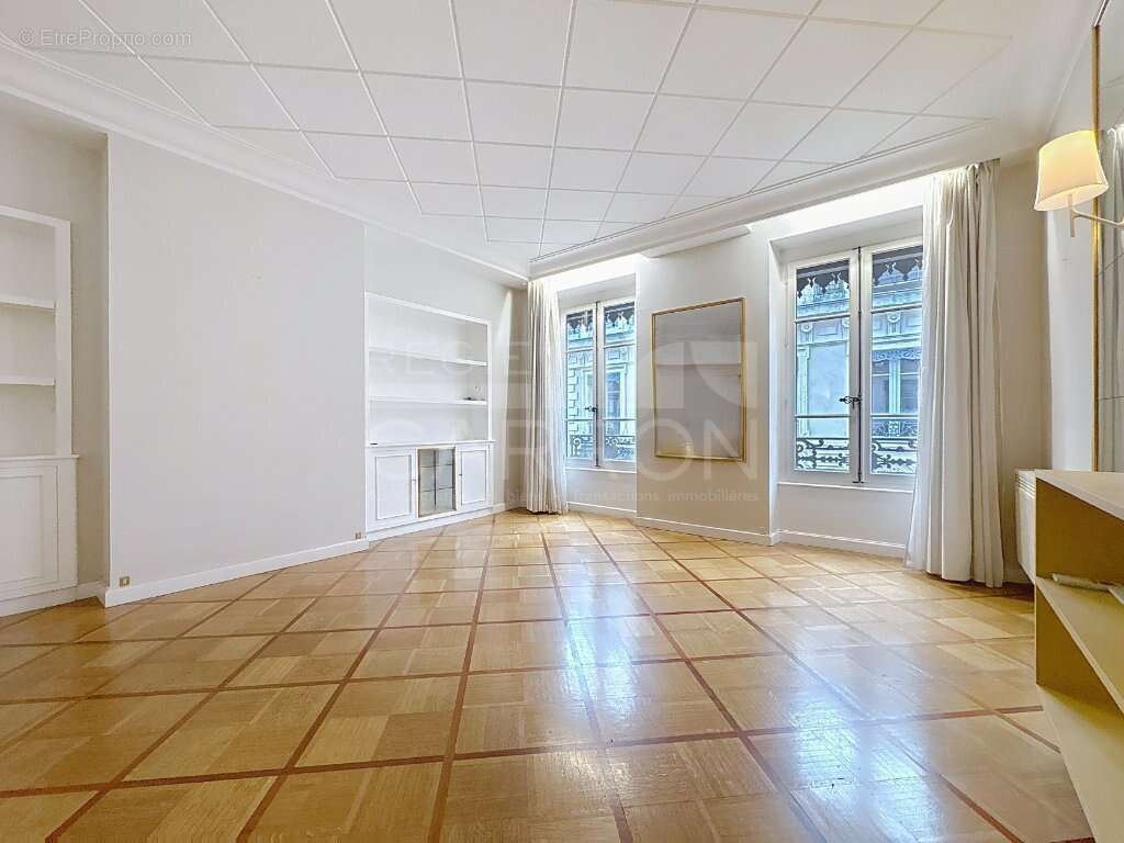 Appartement à LYON-1E