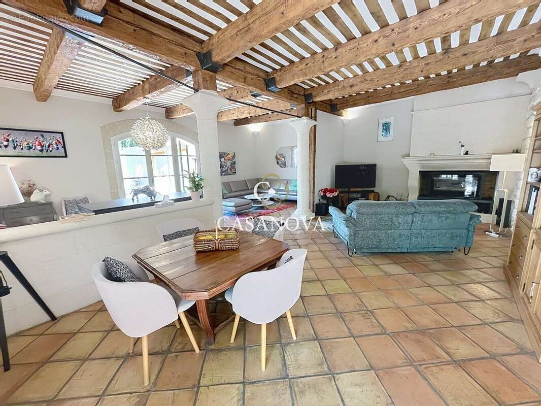 Maison à PEZENAS