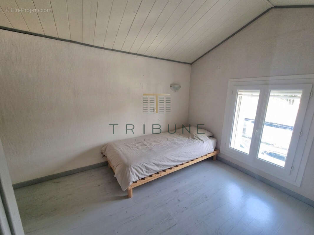 Maison T4 avec garage, piscine et dépendance T3 - photo 13