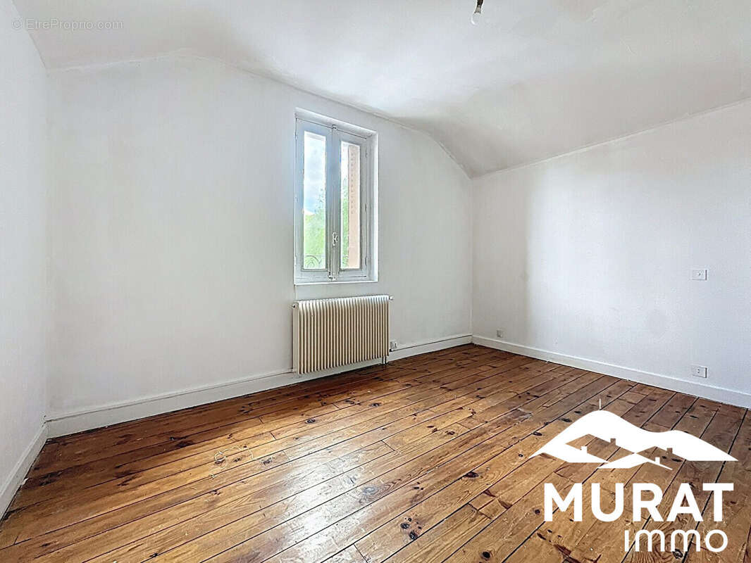 Commerce à CHAMALIERES