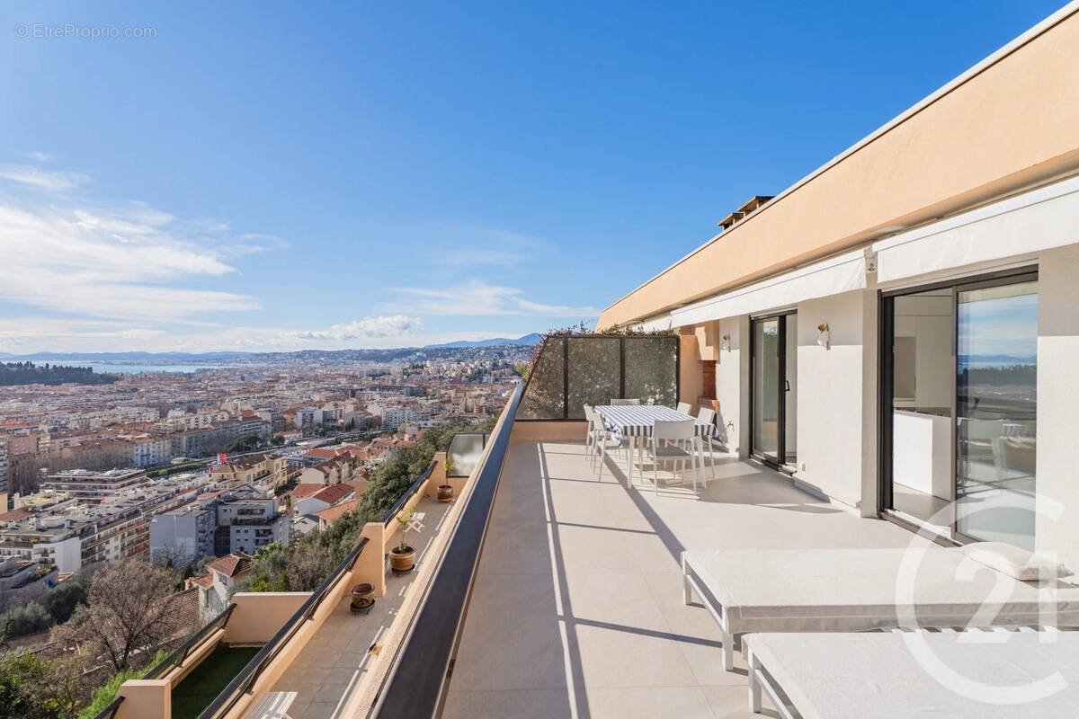 Appartement à NICE