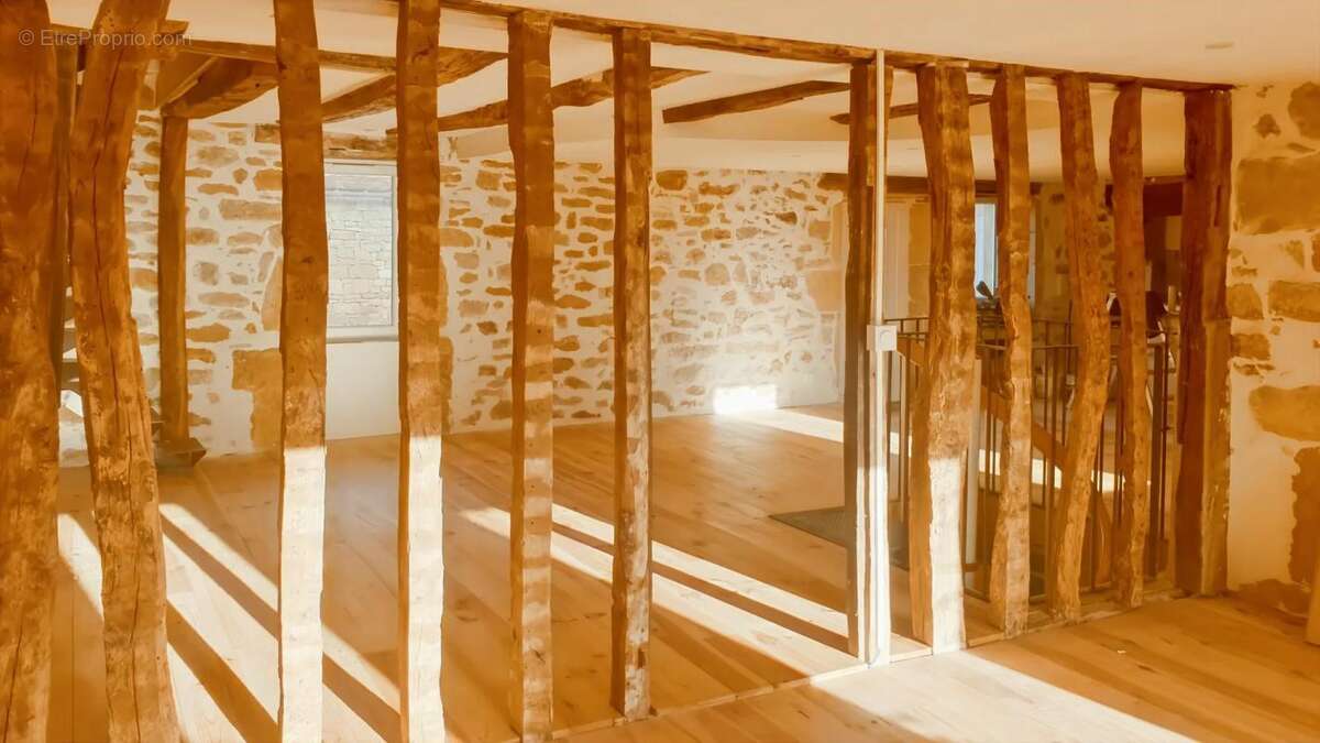 Maison à CAUSSE-ET-DIEGE