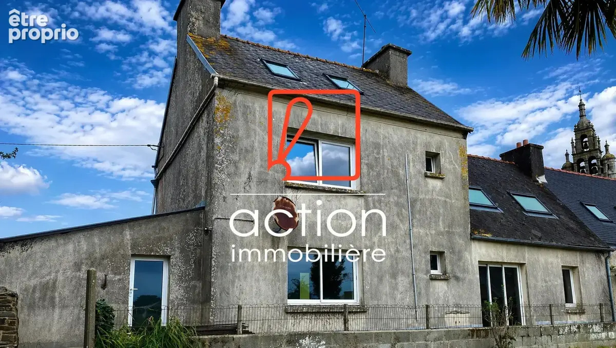 Maison à LA ROCHE-DERRIEN