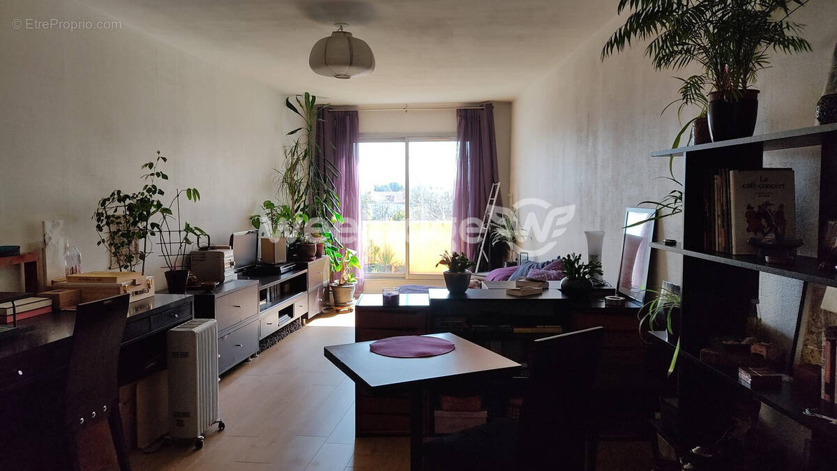 SALON Maintenant  - Appartement à NANTES