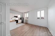   - Appartement à NEUVY
