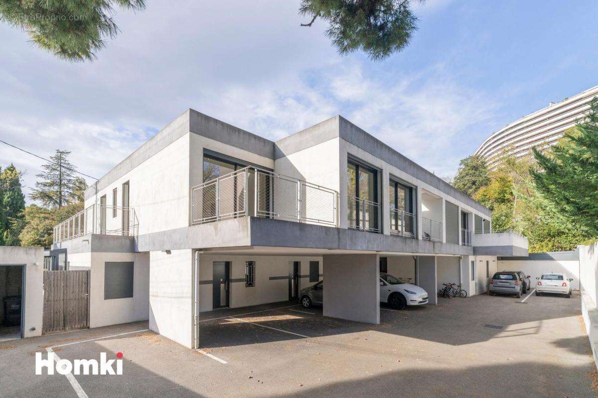 Appartement à MARSEILLE-8E