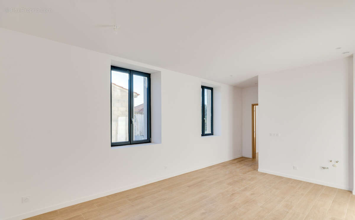 Appartement à MARSEILLE-13E