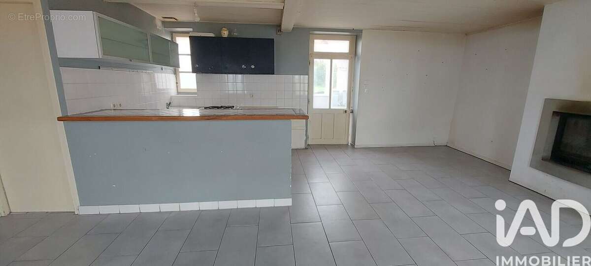 Photo 4 - Maison à SAINT-CHRISTOPHE-DU-LIGNERON
