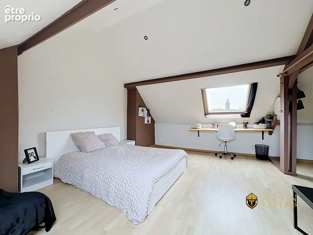 Maison individuelle en briques de 110 m²  3 chambres et bureau  Jardin- Dunkerque (59640) - Titan Immobilier