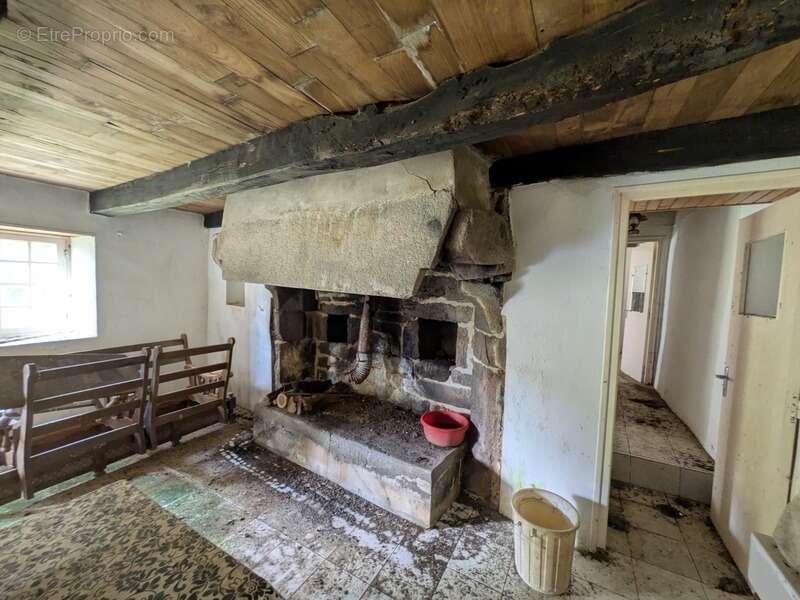 Maison à SEGLIEN