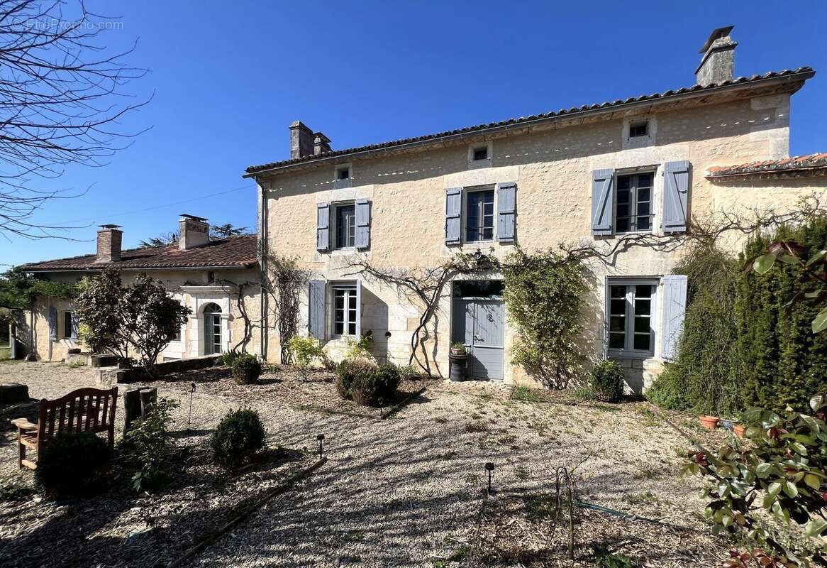 Maison à ANGOULEME