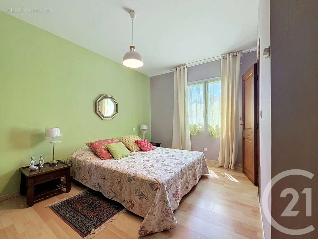 Maison 155 m² à Santa-Lucia-Di-Moriani  - photo 15
