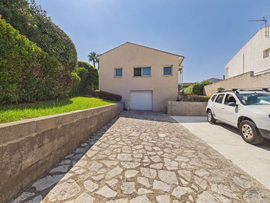 Belle Villa 4 faces Boujan-Sur-Libron - photo 2