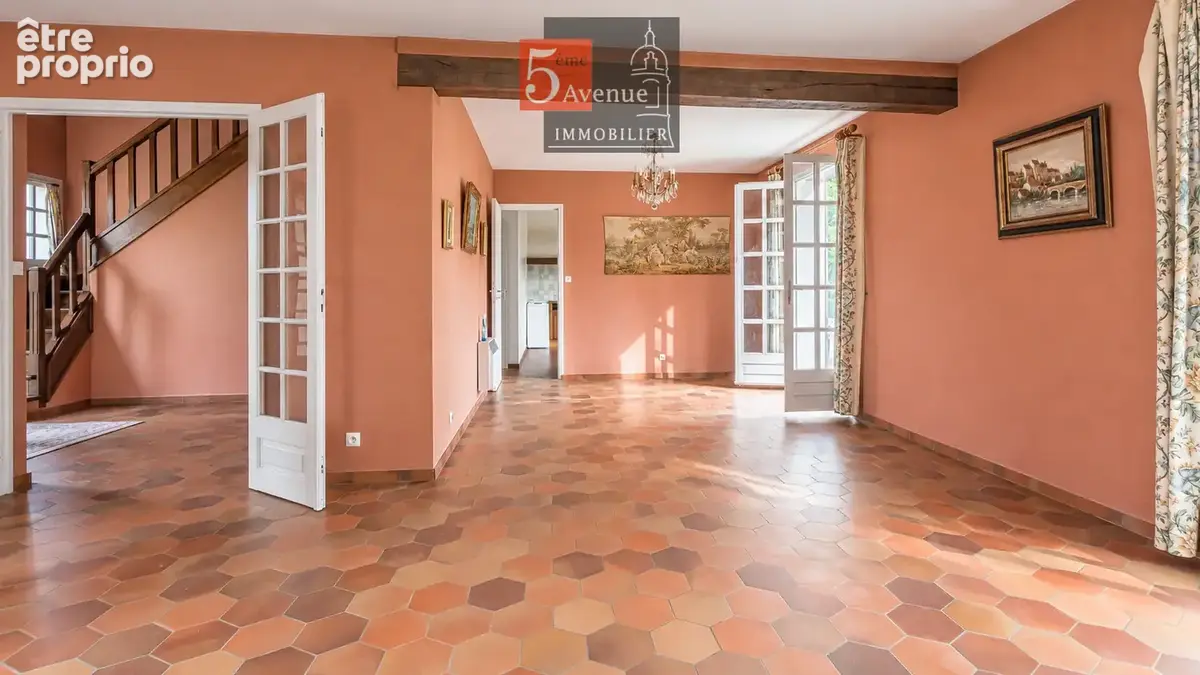 Maison familiale de 150m2 avec jardin arboré de 900m2 située à Gouvieux, gare à pied - photo 5