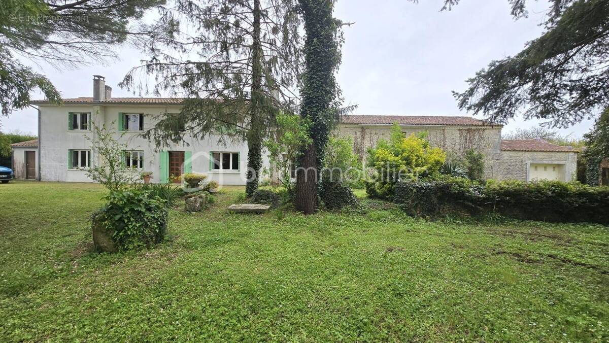 Maison à SAINT-ANDRE-DE-LIDON