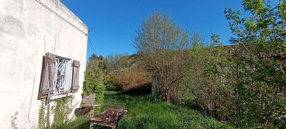 Maison à SAUVIGNY-LES-BOIS