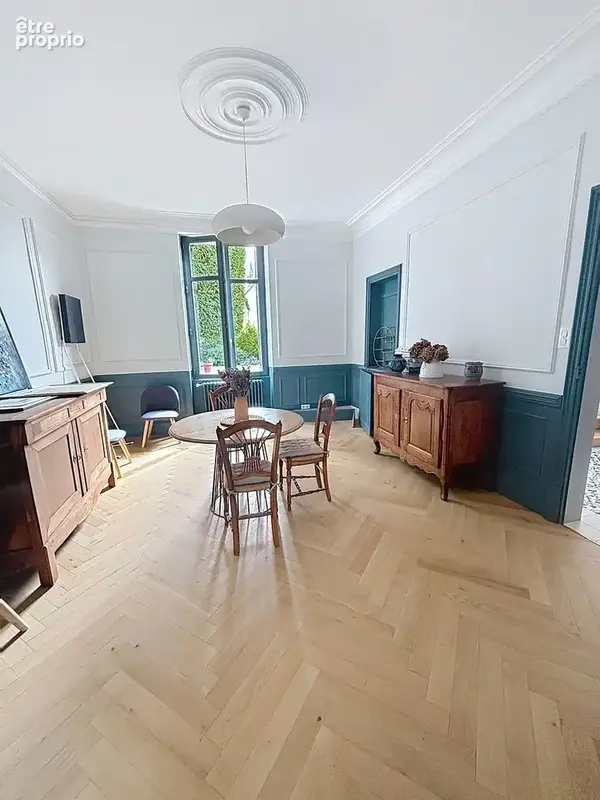 Maison 10 pièces 278 m² à vendre à Sainte-Maure-De-Touraine (37800) - photo 2