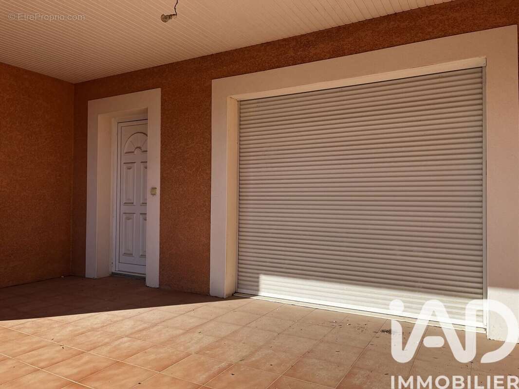 Photo 5 - Maison à VIC-LA-GARDIOLE