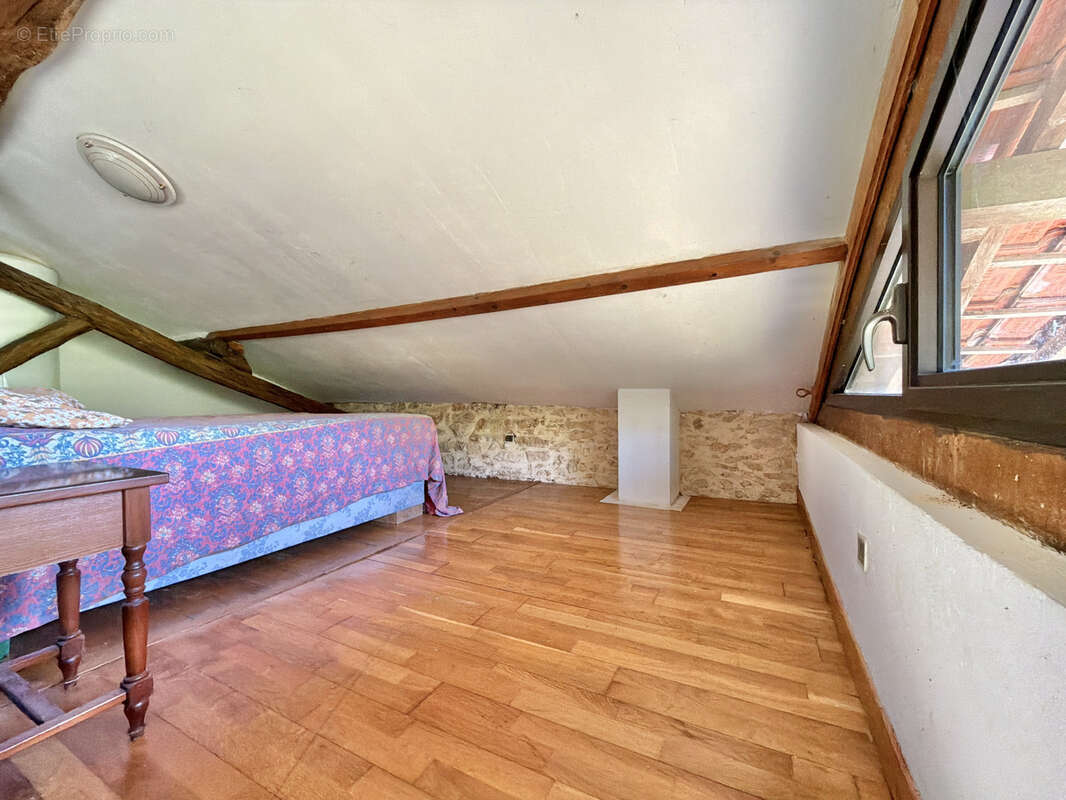 Maison à MONTCABRIER