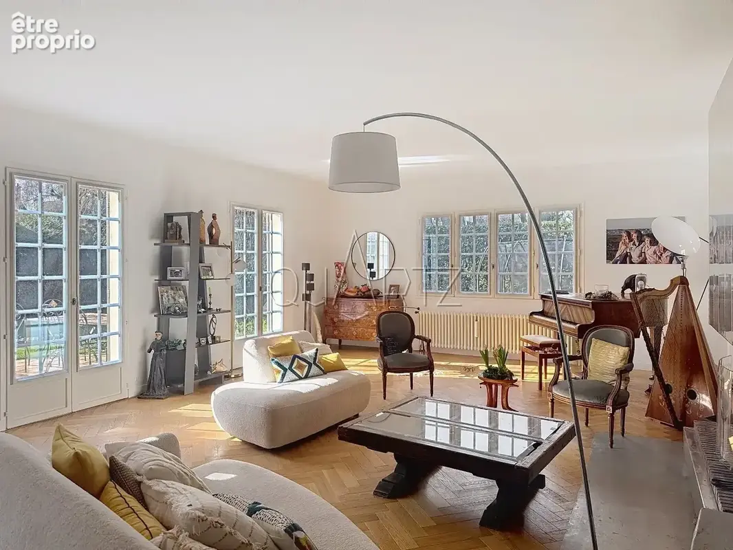 Maison 9 pièces 222 m² à vendre à Versailles (78000) - photo 2