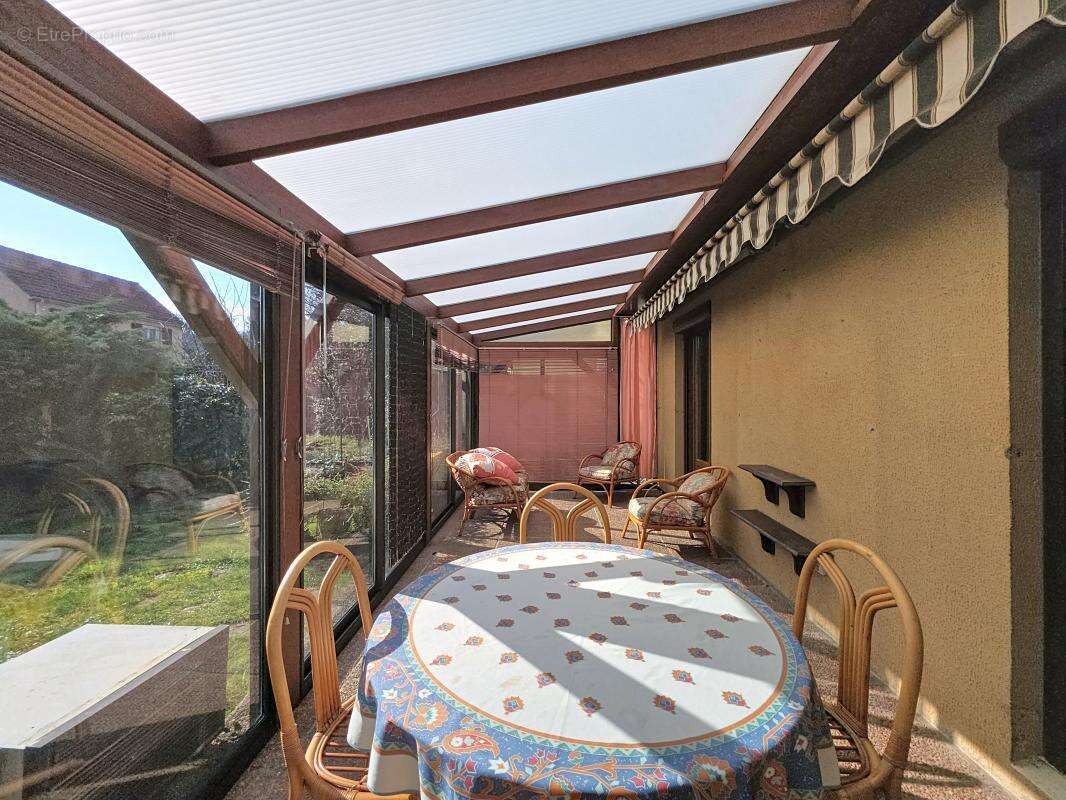 Maison à LA VERPILLIERE