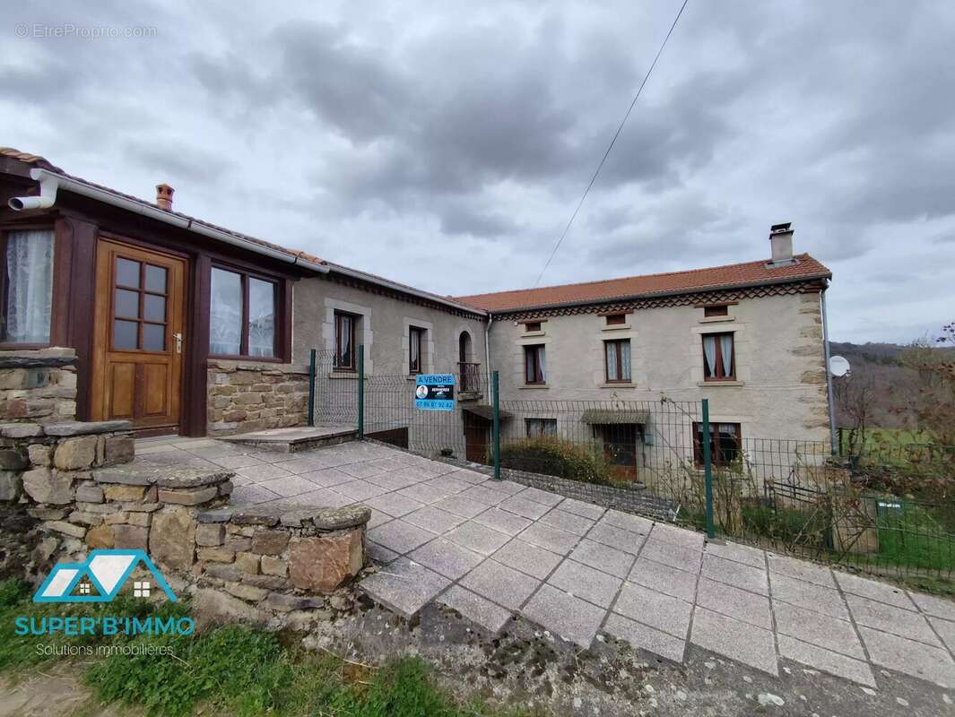 Maison à SAINT-CIRGUES