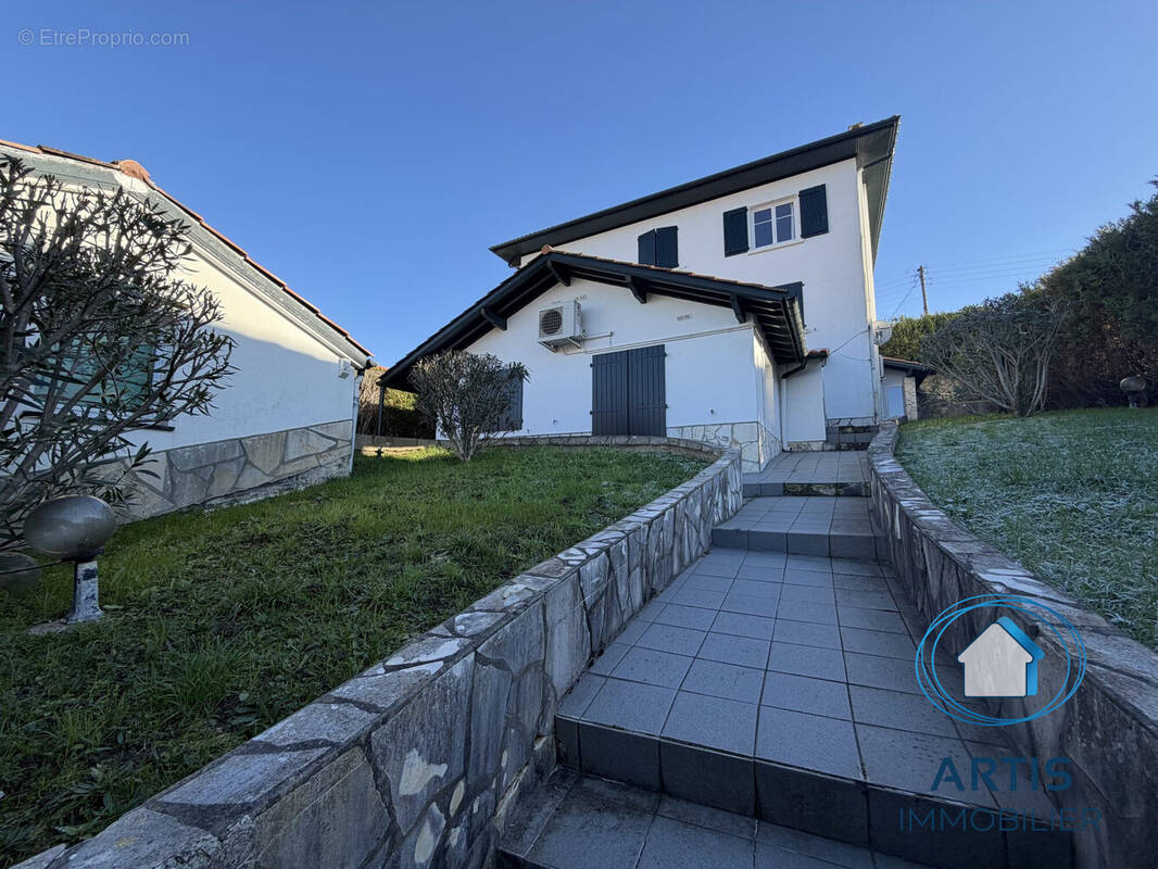 Appartement à CIBOURE