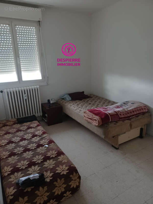 PEAGE DE ROUSSILLON, Appartement T3, avec balcon et cave. - photo 3