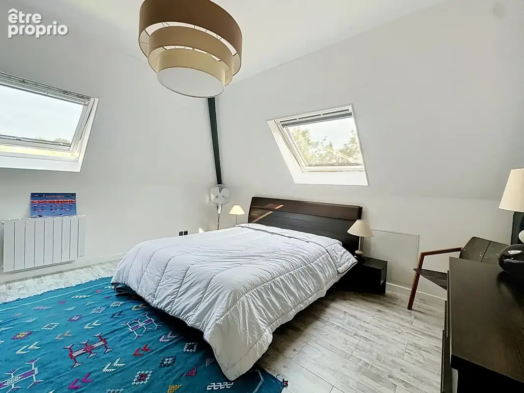 COTEAUX SUD DE PAU - Jolie villa contemporaine avec 5 hectares de terrain - photo 14