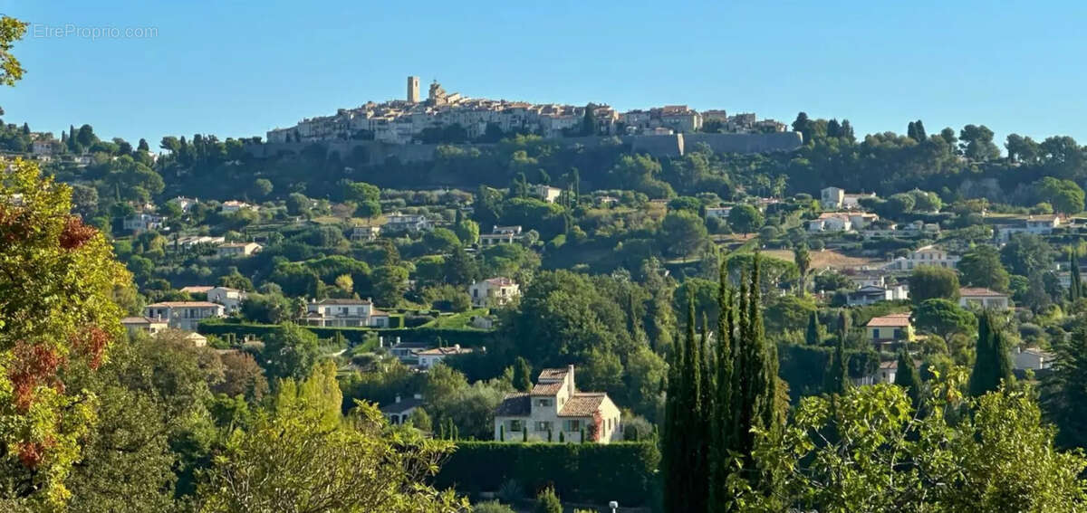 Terrain à LA COLLE-SUR-LOUP