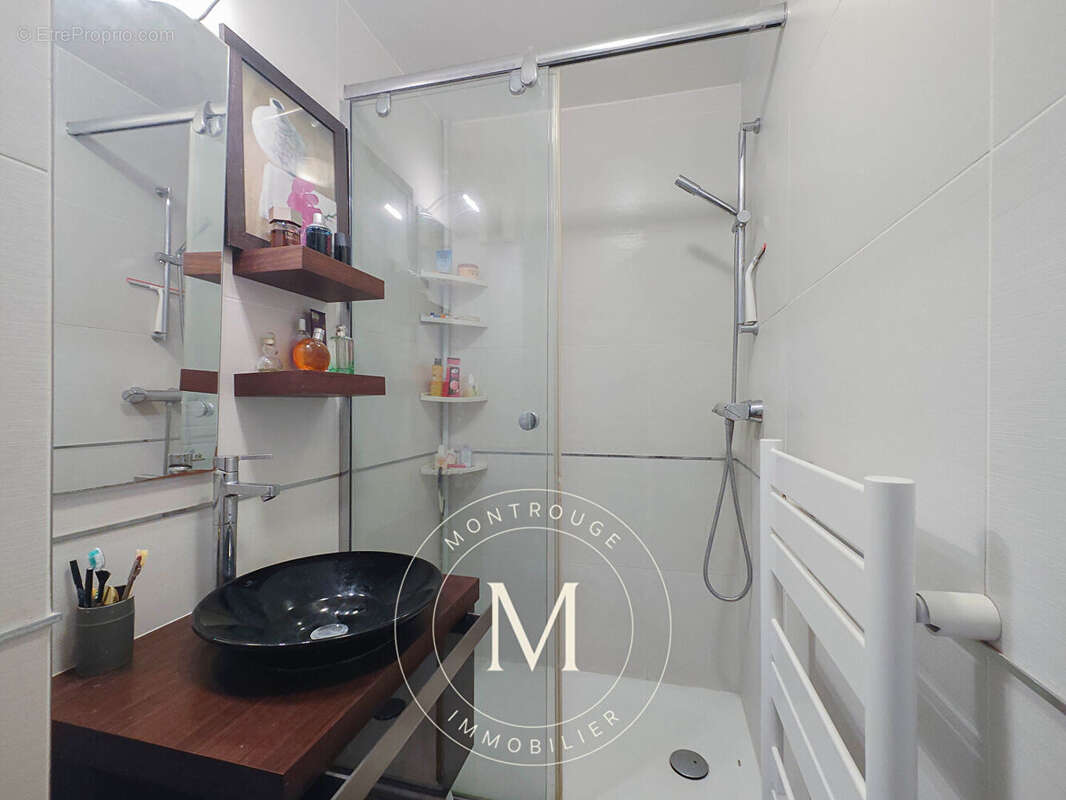 Appartement à MONTROUGE