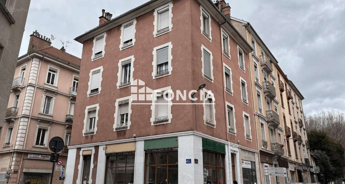 Grenoble rue marx dormoy - t1 parfait etat - dpe classe c - vendu loué - photo 5