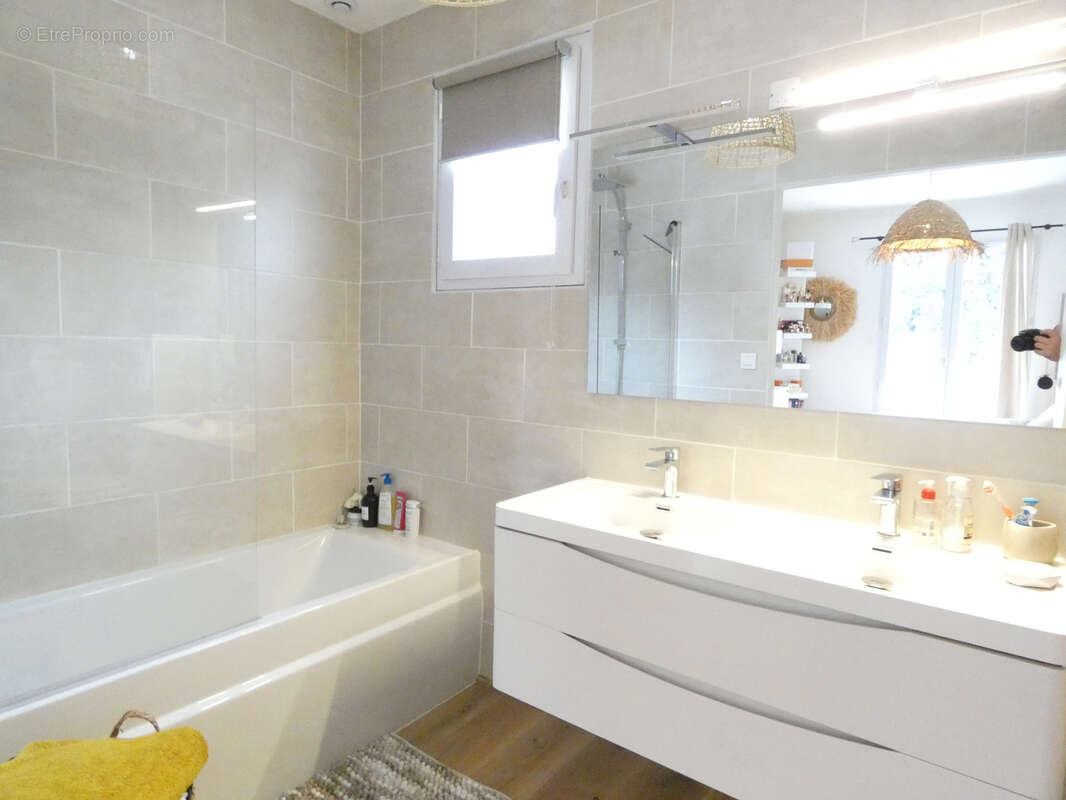 Maison à SAINT-PRIVAT-DES-VIEUX