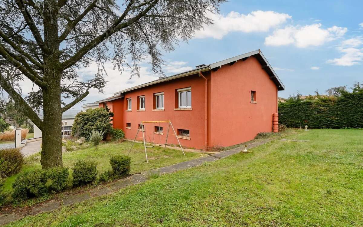 Maison à SAINTE-CONSORCE