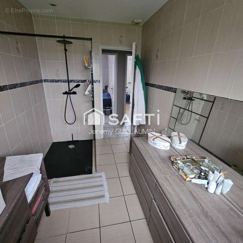 Photo 8 - Maison à SAINT-GERMAIN-DES-FOSSES