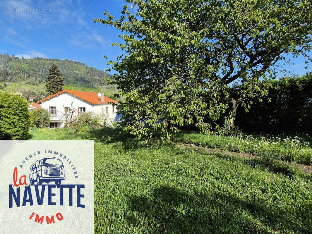 Maison à CEYRAT